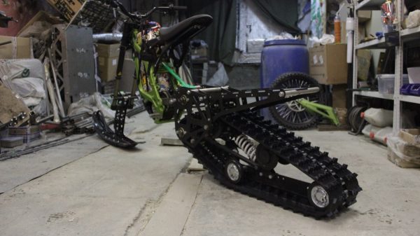 Surron snowbike_sur ron snowbike kit_Surron snowmobile kit_Surron tracked chassis_Суррон сноубайк_4